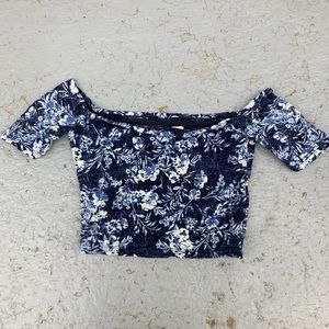Hollister crop mini shirt